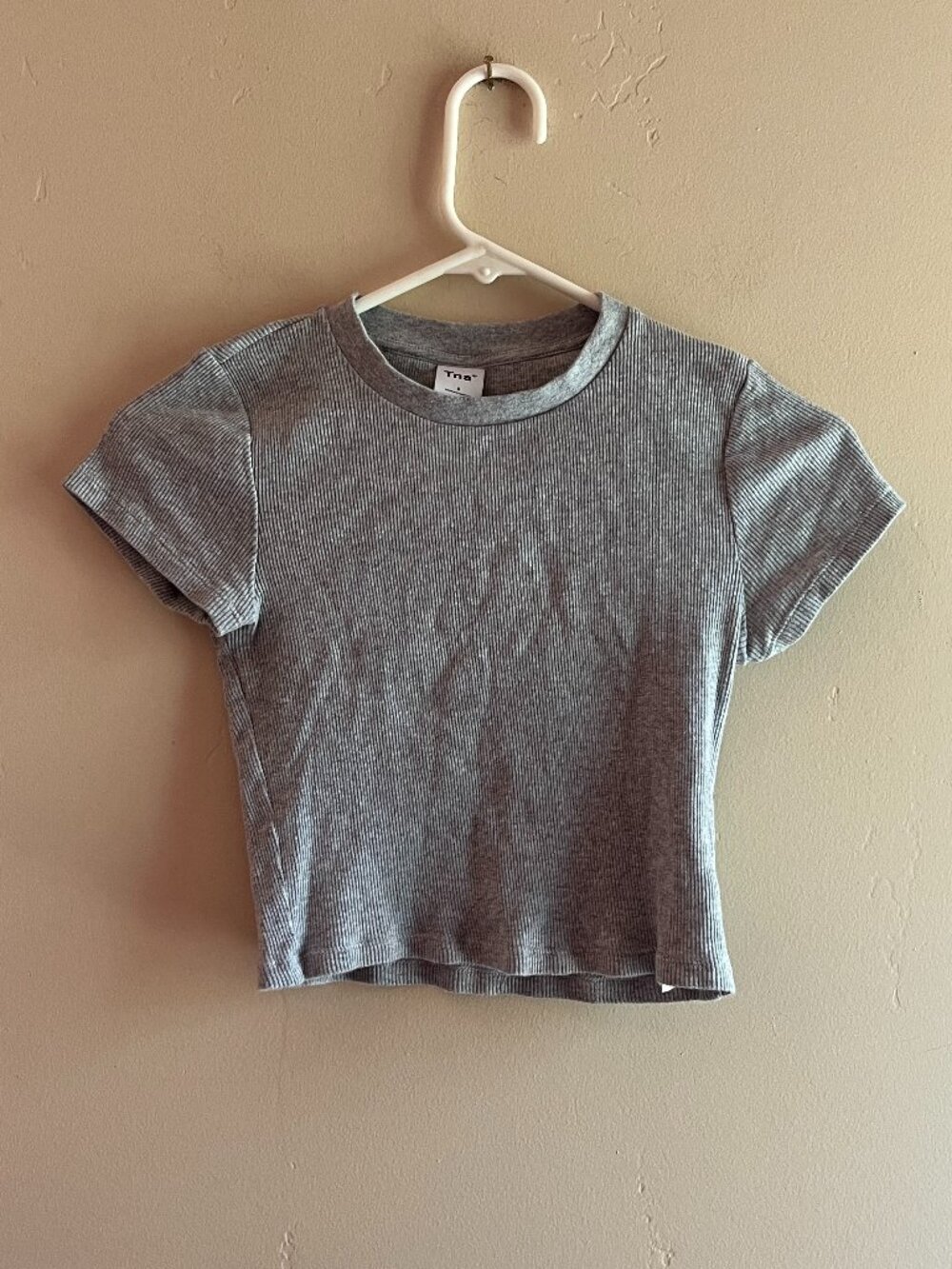 TNA grey ribbed knit tee basics classic normcore casual minimalism athleisure